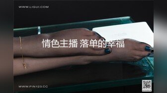 ★☆《居家摄像头破解》★☆小伙在客厅趴下漂亮女友的内裤可惜鸡巴硬不起来插不进去