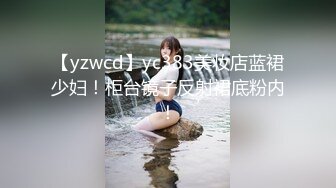 【新片速遞】双飞 两个漂亮美女看到大肉棒 都抢着操 看这骚样 不让人精尽人亡不罢休