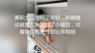 颜值不错的小少妇全程露脸激情大秀，多道具蹂躏骚穴