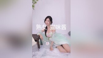 《极品CP⭐魔手☛外购》正版流出某厂职工宿舍女厕全景偸拍少女少妇熟女多个年龄段的女人方便~各种浑圆大屁股，看脸看双洞