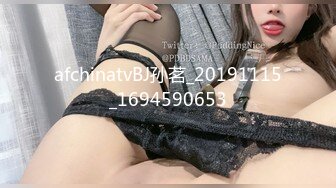 【无情的屌】中途掉线1金币继续第二炮，23岁极品四川美女，肤白貌美，身材相当极品完美