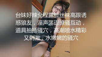   邪恶的摄影师下药迷翻前来兼职的美女大学生各种姿势玩她的小嫩B